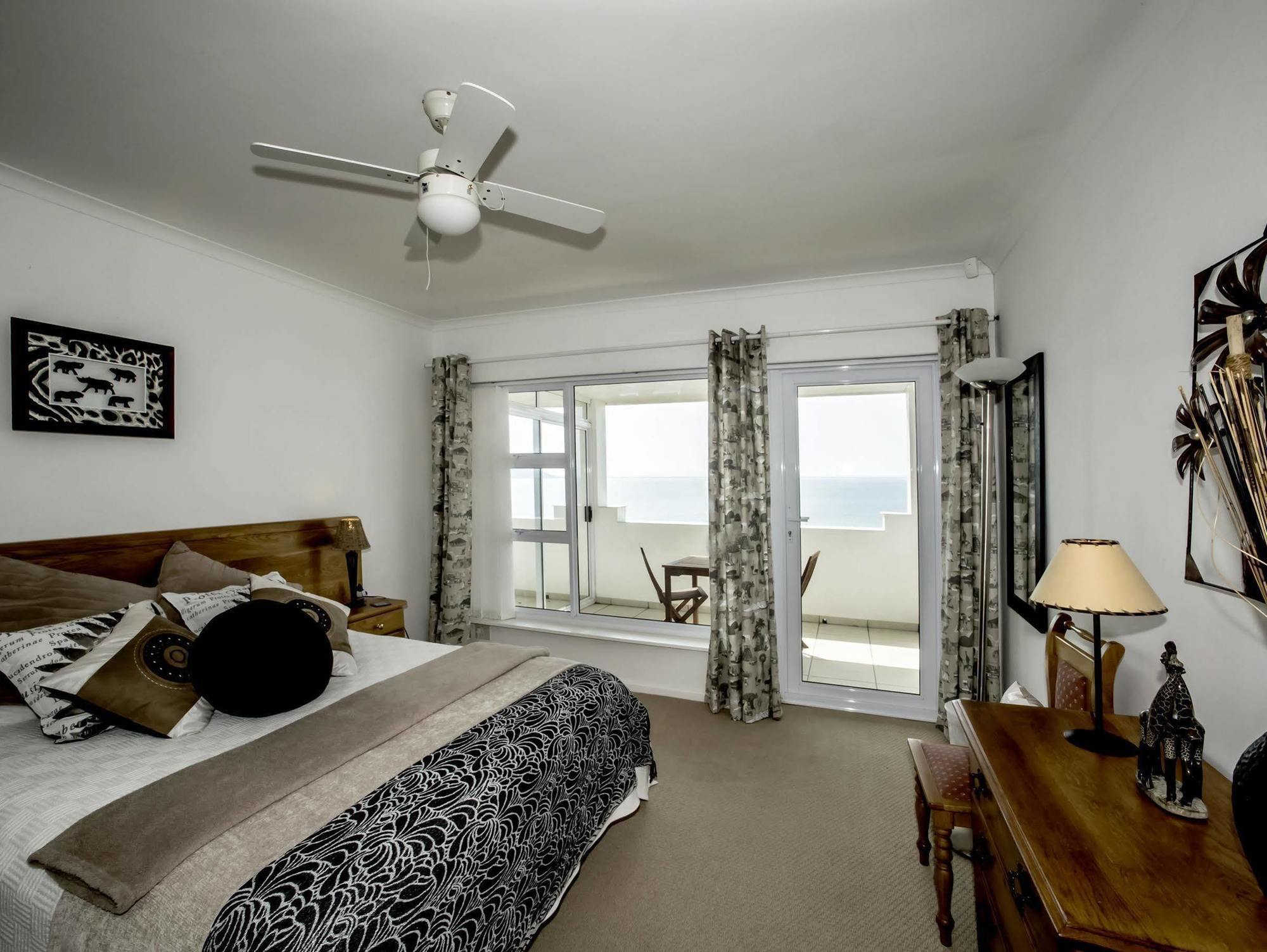 Hotel Penguinden - Load-Shedding Free Simonʼs Town Exteriér fotografie